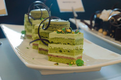 绿色茶蛋糕菜