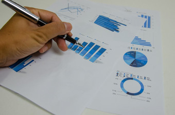 业务文档图表和图金融统计与笔文书<strong>工作报告</strong>图投资和分析信息会计市场营销计划概念