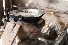 特写镜头难看的东西炉子锅的厨房亚洲风格