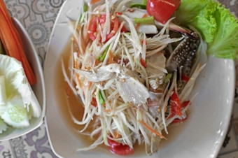 著名的泰国食物<strong>木瓜沙拉</strong>as-tam