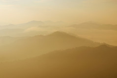 景观照片海雾的山山