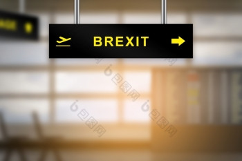 英国脱欧英国退出机场标志董事会与模糊背景和复制空间
