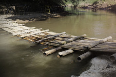 竹子桥在的溪股票照片
