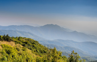 二茵他侬的最高山泰国