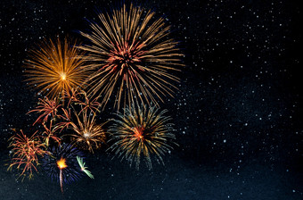 明亮的闪耀灯布满星星的晚上天空烟花横幅为庆祝活动和假期背景