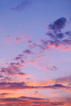 自然天空背景日出日落天空与色彩斑斓的云