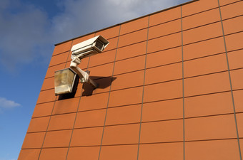 监测相机墙建筑的黑格荷兰