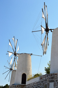 典型的希腊风车拉西蒂Krete希腊