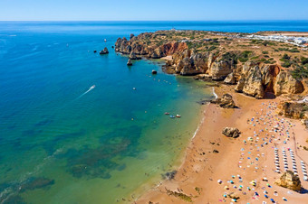 空中从沙滩上塞内加尔代表团团长拉各斯的阿尔加夫葡萄牙