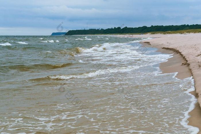 高海滨陡峭的海海岸的波罗的海海陡峭的海海岸的波罗的海海高海滨