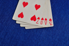 情人节一天的词爱拼写与玩卡片