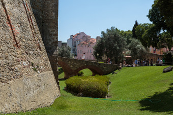 桥墙草地和房子附近城堡为什么乔治里斯本葡萄牙