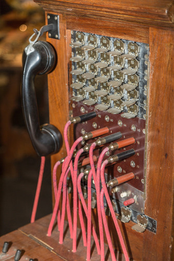 古董古董电话配电板沟通连接概念古董古董电话配电板沟通连接