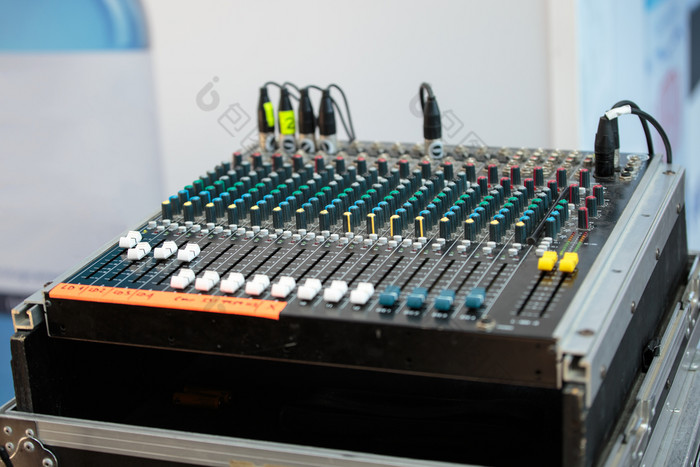 专业音频声音混合机控制电子音乐设备专业音频声音混合机控制电子音乐设备