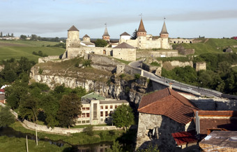 Kamenetz-Podolsk乌克兰6<strong>月中</strong>世纪的城堡要塞顿