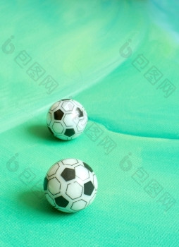玩具足球足球玩具足球足球绿色帆布背景