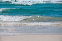 新鲜的绿色波trenc海滩阳光明媚的夏天一天7月马略卡岛巴利阿里群岛岛屿西班牙