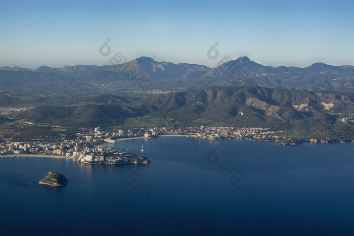 沿海景观空中视图阳光明媚的下午棕榈湾马略卡岛西班牙沿海景观空中视图阳光明媚的下午棕榈湾