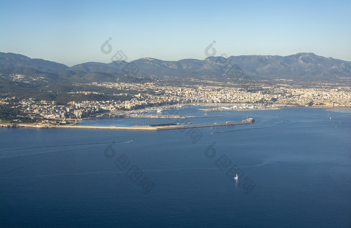 沿海景观空中视图阳光明媚的下午棕榈湾马略卡岛西班牙沿海景观空中视图阳光明媚的下午棕榈湾