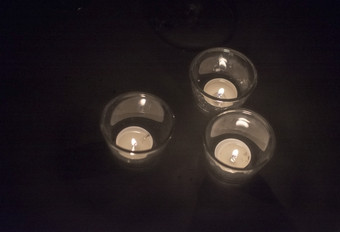 蜡烛光黑暗与复制空间蜡烛光黑暗