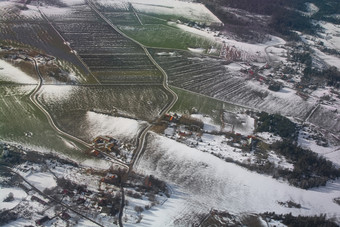 空中景观雪冬天视图农田阳光明媚的一天斯德哥尔摩瑞典空中景观雪冬天视图农田