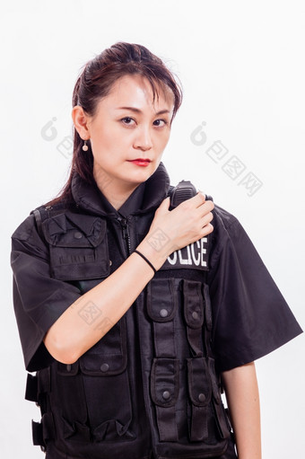 中国人女警察官调用广播