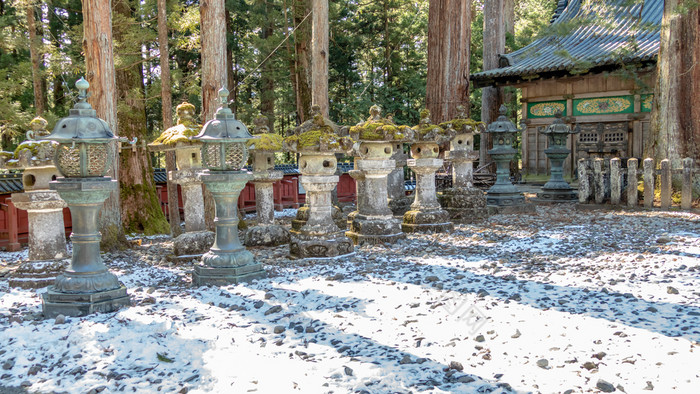 红石头灯笼外神圣的稳定的toshogu神社