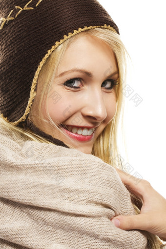 美丽的快乐金发女郎女人穿冬天衣服美丽的快乐金发女郎女人穿冬天衣服白色背景