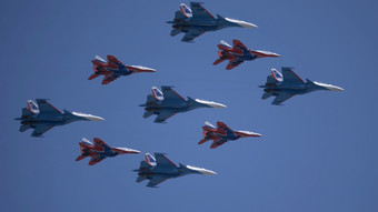 莫斯科<strong>俄罗斯</strong>五月阿维亚游行莫斯科集团飞机战斗机飞机我-和苏-的天空游行胜利<strong>世界</strong>战争莫斯科<strong>俄罗斯</strong>