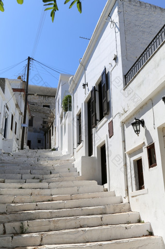 的小街道阿皮兰托斯的纳克索斯岛岛的基克拉迪群岛的爱琴海海希腊