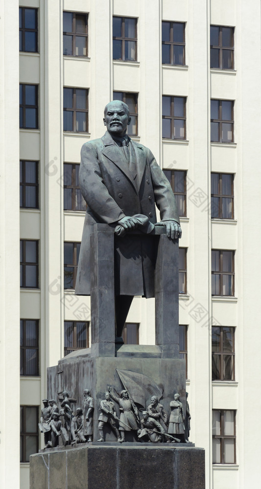 纪念碑苏联领袖列宁之前的政府房子的独立广场明斯克白俄罗斯