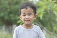 脸亚洲孩子们微笑幸福情感