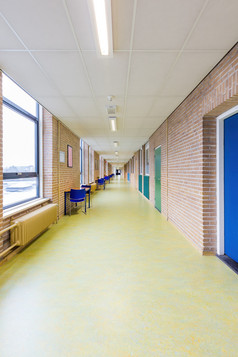 长直和空走廊二次学校建筑