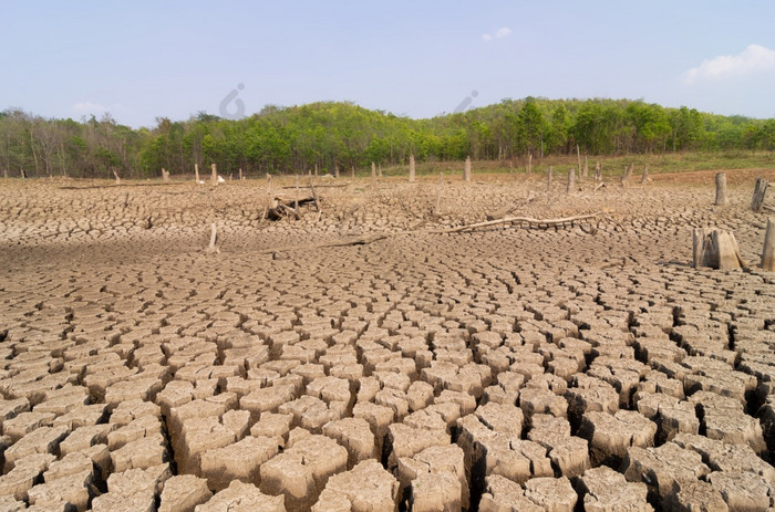 全球气候变暖干旱的夏天的地面干储层美卫生部lampang泰国全球气候变暖干旱