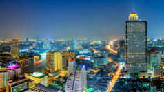 美丽的城市景观曼谷业务区和住宅的《暮光之城》泰国曼谷黄昏