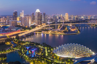 新加坡2月全景空中视图新加坡市中心金融区和业务中心城市城市摩天大楼建筑无人机2月新加坡旅行和运输概念
