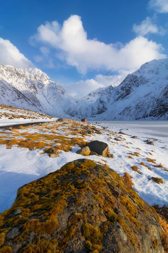 美丽的视图风景优美的罗弗敦群岛岛屿群岛冬天风景美丽的山景观冬天挪威斯堪的那维亚冬天挪威