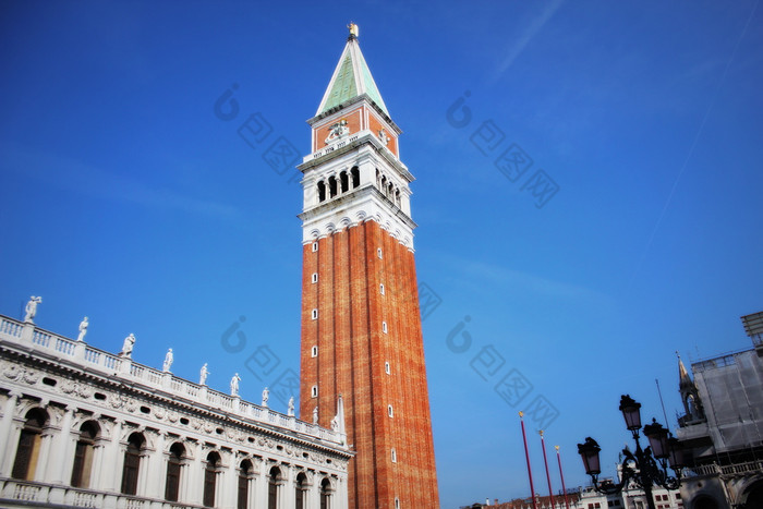 三马可campanile和美丽的宫广场三马可马克rsquo广场威尼斯意大利三马可campanile和美丽的宫广场三马可马克rsquo广场威尼斯意大利