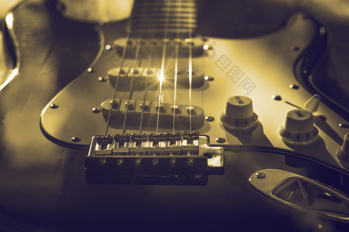 古董吉他stratakaster系统关闭黄色的蓝色的爽肤水