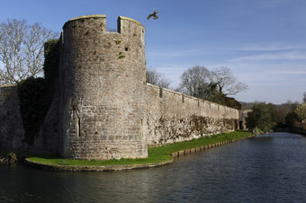 防守墙的主教宫的城市井萨默塞特英格兰