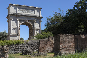 的拱提图斯的罗马<strong>论坛</strong>的城市罗马意大利是构造的皇帝图密善是的灵感为的弧凯旋门巴黎法国拱提图斯罗马<strong>论坛</strong>罗马意大利