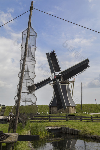 风车重建世纪荷兰钓鱼村的须德海开放空气博物馆的荷兰