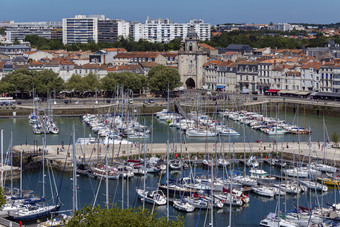 高水平视图的老头港口罗谢尔的海岸的Poitou-Charentes地区法国