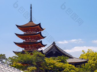 五层楼的宝塔gojunoto严岛神社神道教神社Miyajima岛附近广岛日本<strong>构造</strong>的岛联合国教科文<strong>组织</strong>世界遗产网站