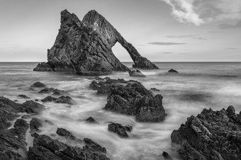 弓小提琴岩石自然海拱附近portknockie的东北海岸苏格兰组成<strong>石英</strong>岩变质岩石哪一个是最初<strong>石英</strong>砂岩这岩石部分的卡伦<strong>石英</strong>岩形成哪一个见过沿着的海岸之间的buckie和卡伦的形成一些厚和日期从的新元古代