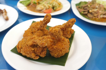 图片为泰国食物目录<strong>菜单</strong>深火灾<strong>鸡</strong>使<strong>鸡</strong>翼与面包面包屑