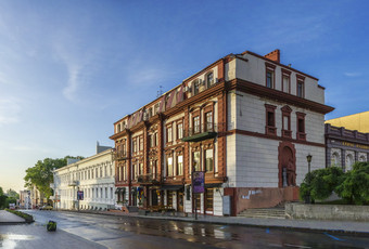 敖德萨乌克兰阳光明媚的夏天早....的历史中心敖德萨乌克兰剧院广场和历史建筑剧院广场和历史建筑敖德萨