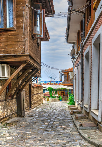 纳塞巴尔保加利亚街道的老小镇纳塞巴尔夏天晚上街道的老小镇纳塞巴尔保加利亚