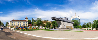 izmail乌克兰城市纪念碑多瑙河水手的城市izmail乌克兰阳光明媚的夏天一天纪念碑多瑙河水手izmail乌克兰