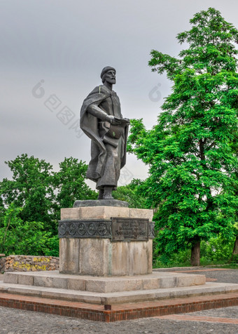 如果tserkva乌克兰纪念碑雅罗斯拉夫牛的明智的的城市如果tserkva乌克兰多云的夏天一天纪念碑雅罗斯拉夫牛的明智的如果tserkva乌克兰